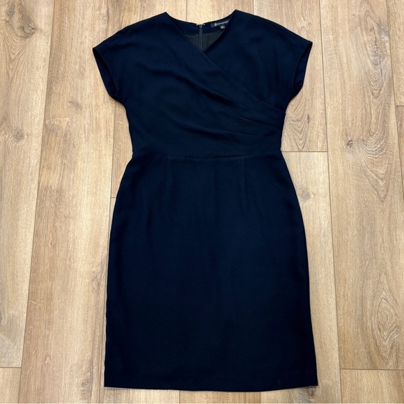 Brooks Brothers Dresses & Skirts - 🌟BROOKS BROTHERS🌟 FAUX WRAP V NECK SHORT SLEEVE SHEATH DRESS NAVY SZ 10